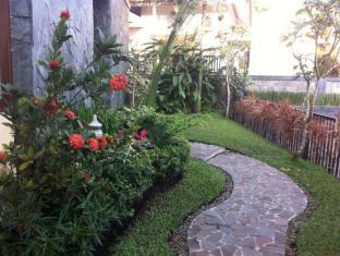 Agung At Kampung Daun Lembang Hotel *
